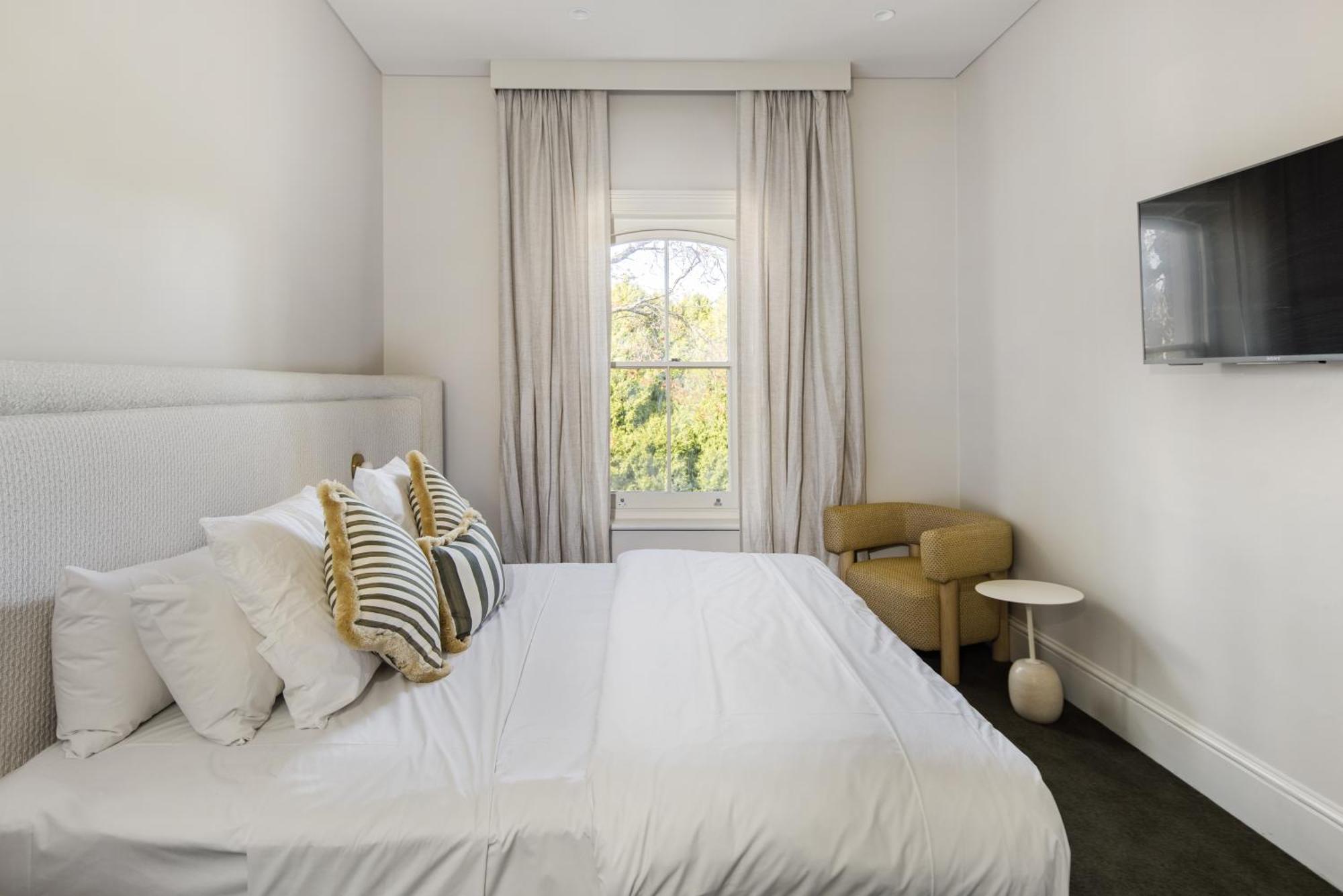 The Stirling Hotel 외부 사진