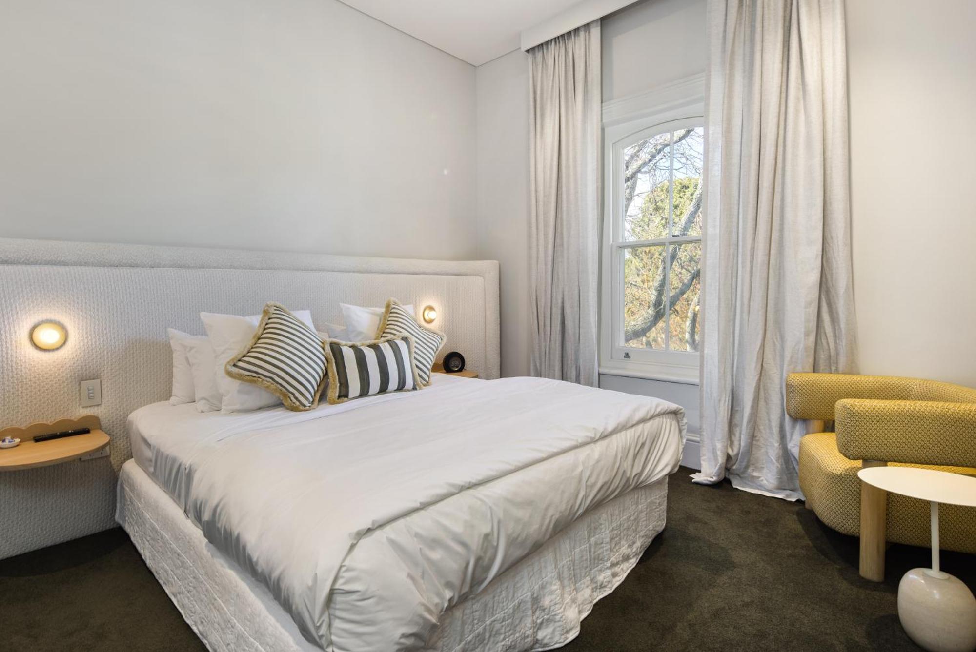 The Stirling Hotel 외부 사진